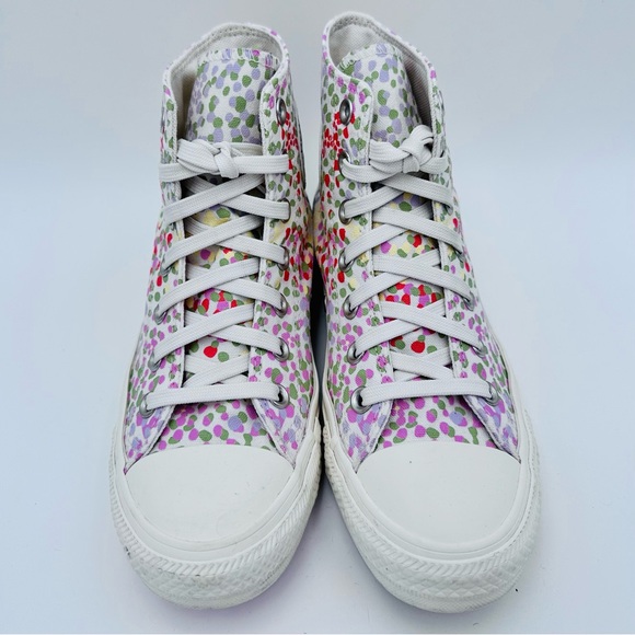 Converse Chuck Taylor All Stars Multi Color Pattern, Size 7. - Picture 3 of 10